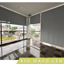 Oficina con vista a la avenida